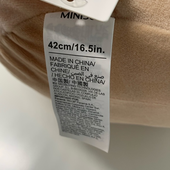 Miniso Stuffed Toy 42cm/16.5in - Picture 4 of 5